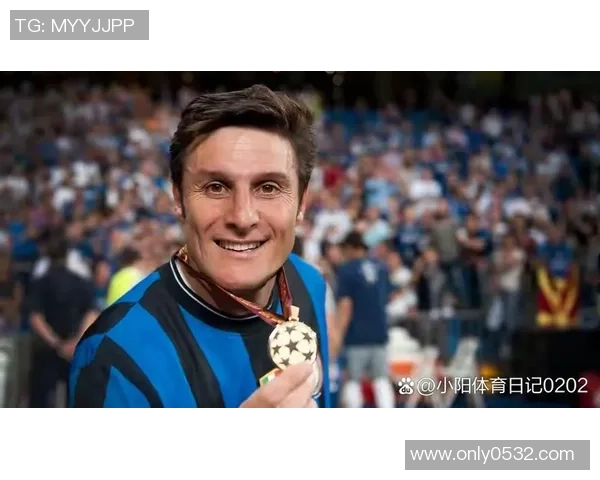 8号足球服球星的传奇故事与他在球场上的辉煌成就分析