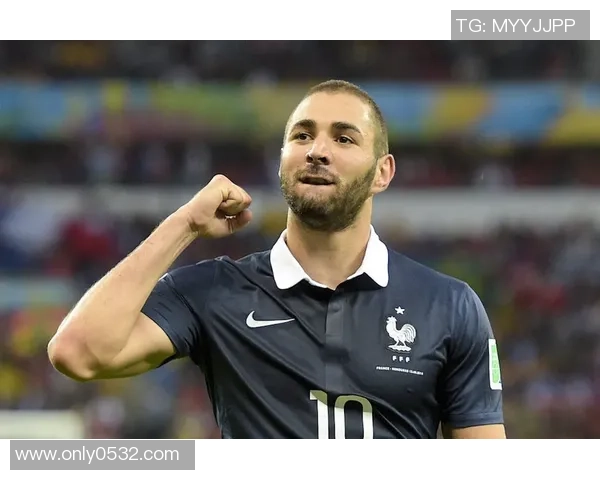 《从一城传奇到世界舞台—回顾足球史上一位独特的单城球星传奇》