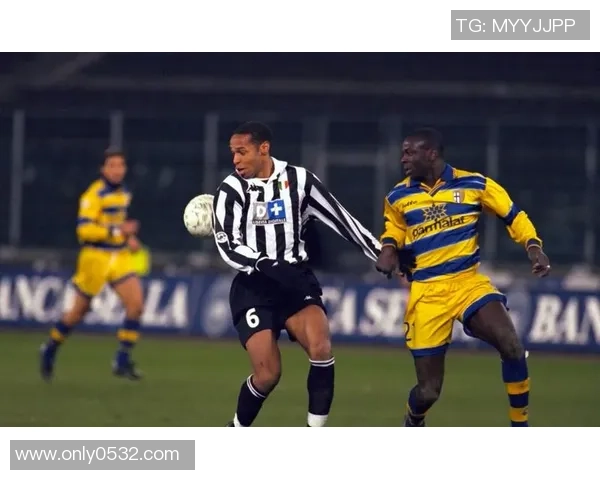 亨利:足球历史的传奇人物与全球足坛的象征性巨星 亨利:足球历史的传奇人物与全球足坛的象征性巨星