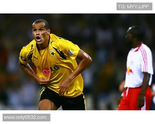 全球足球球星前十名排名盘点 力压群雄的传奇球员大比拼 全球足球球星前十名排名盘点 力压群雄的传奇球员大比拼