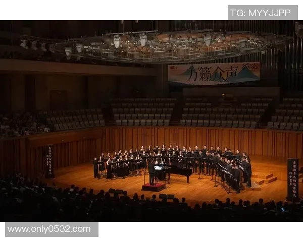 启明足球星音乐盛典：跨界融合的音乐彩虹点亮球场与舞台