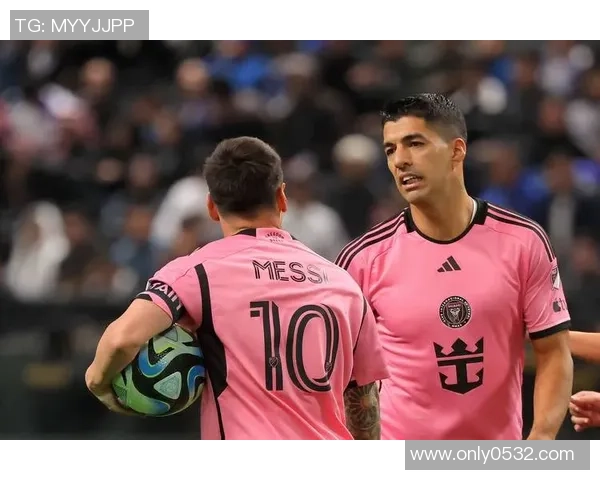 揭秘足球球星背后的营养师团队如何助力顶级运动员提升竞技状态