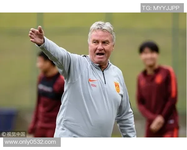 智力足球队球星风采：从技术突破到场外表现的全方位解析